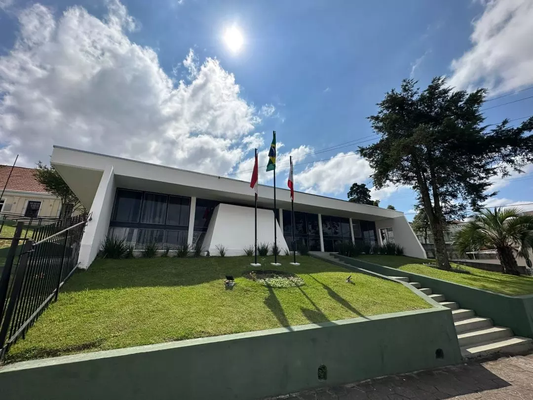 Biblioteca de Mafra reabre para população leitora