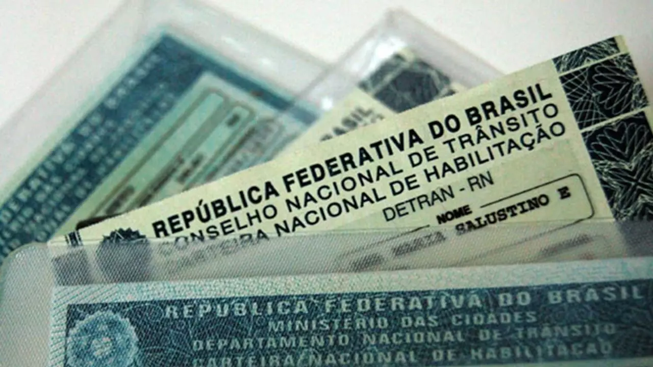 É possível evitar a suspensão do direito de dirigir mesmo que se perca o prazo administrativo para indicação do condutor infrator?