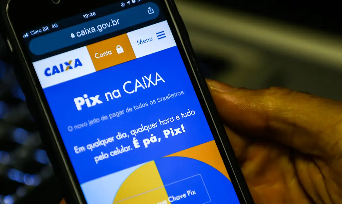 Usuários têm dificuldades para usar Pix em aplicativo da Caixa