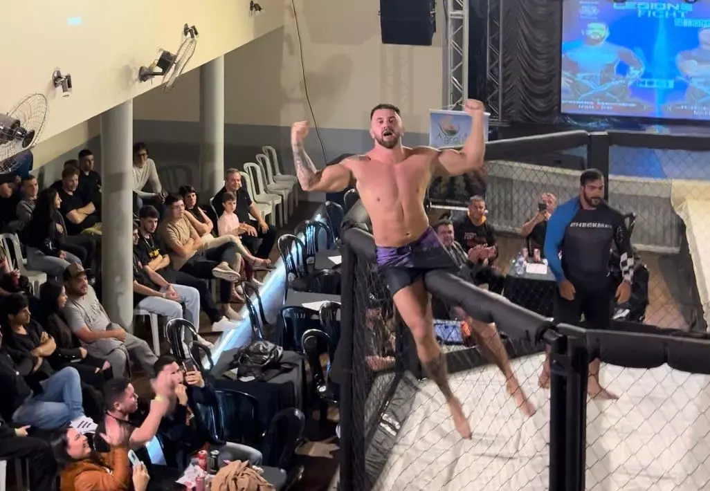 Lutador mafrense conquista título no Legions Fight Night 2024