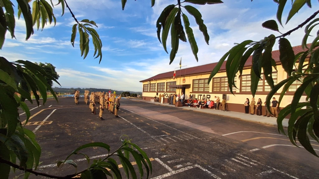 38º BPM realiza cerimônia de promoção de policiais militares em Mafra