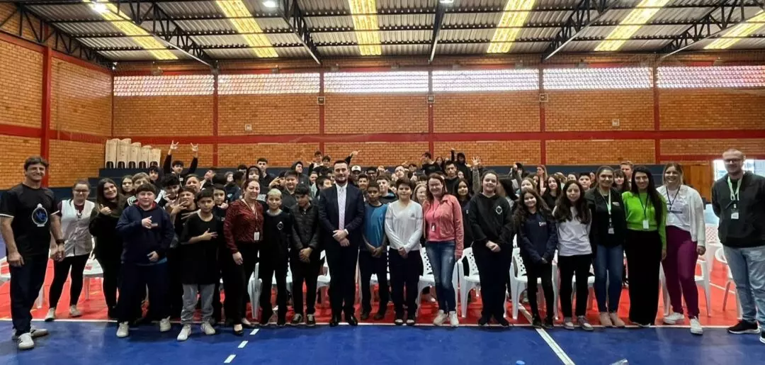 Adolescentes de Mafra recebem palestra sobre “Medidas Socioeducativas”