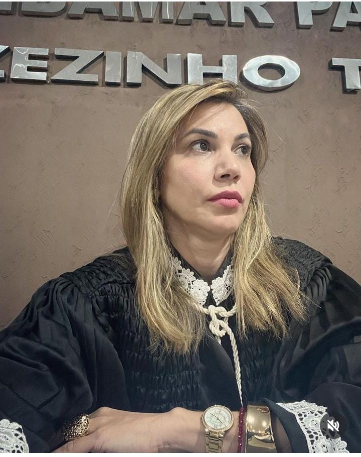 EM PARNARAMA, JUIZA ELEITORAL CONCEDE TUTELA ANTECIPADA EM DESFAVOR DE REMILDO FONSECA