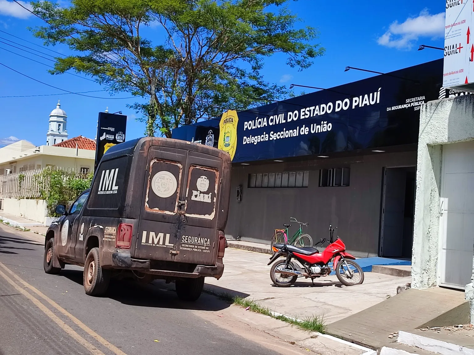 Confusão generalizada deixa um morto e outro gravemente ferido a facadas em União