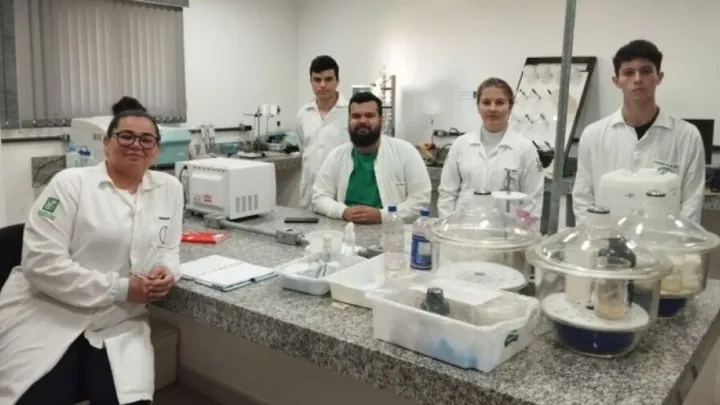 Pesquisadores de MS desenvolvem biofilme a partir de escamas e pele de tilápia