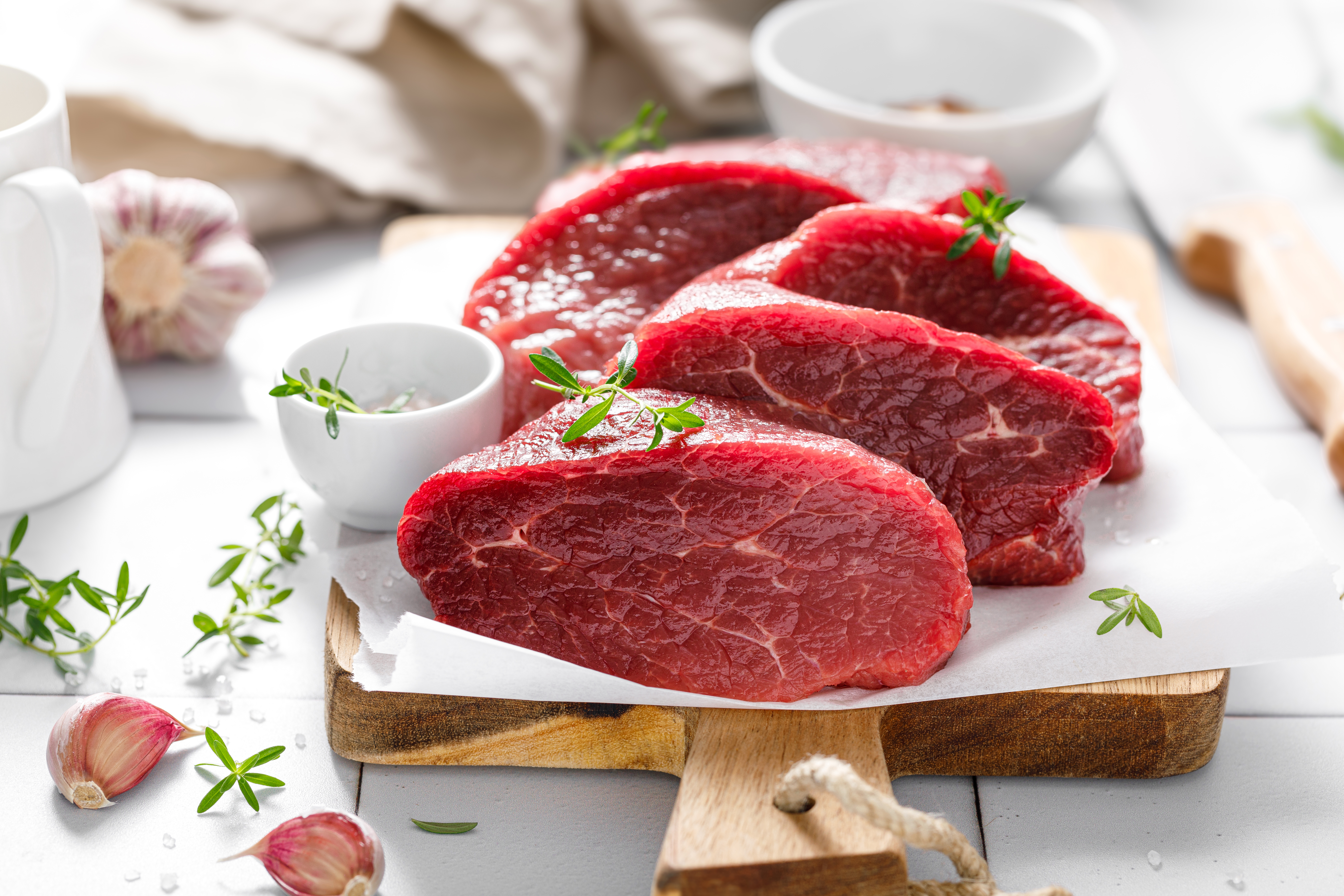 Alta demanda global aquece exportações de carne bovina em MT