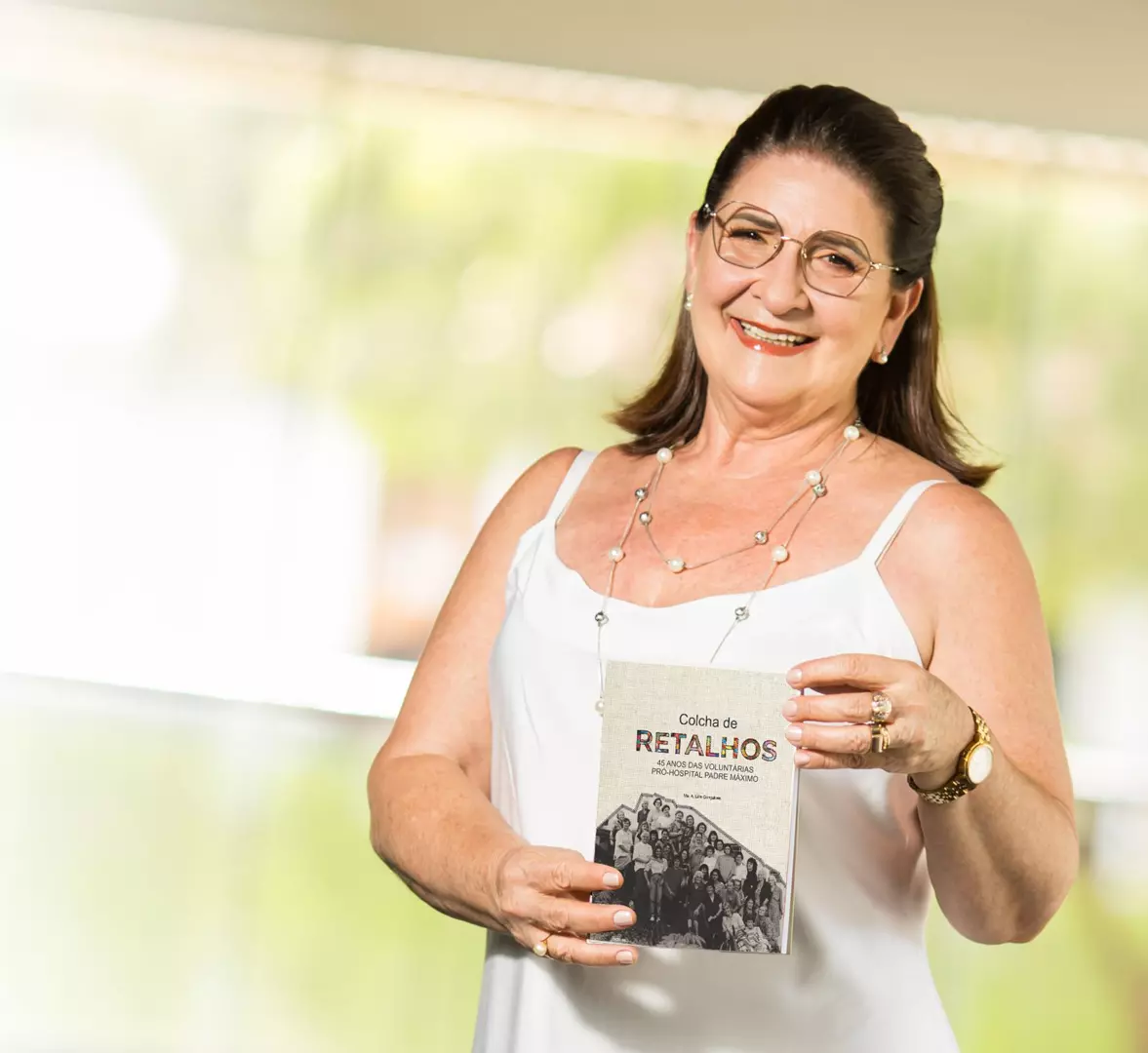 Livro conta a história dos 45 anos das Voluntárias Pró-Hospital Padre Máximo