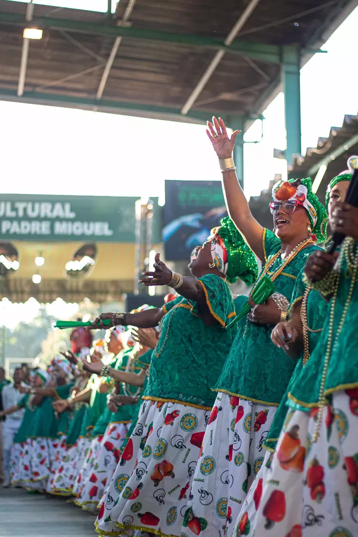 Mocidade Independente de Padre Miguel dá início à disputa de samba-enredo com feijoada