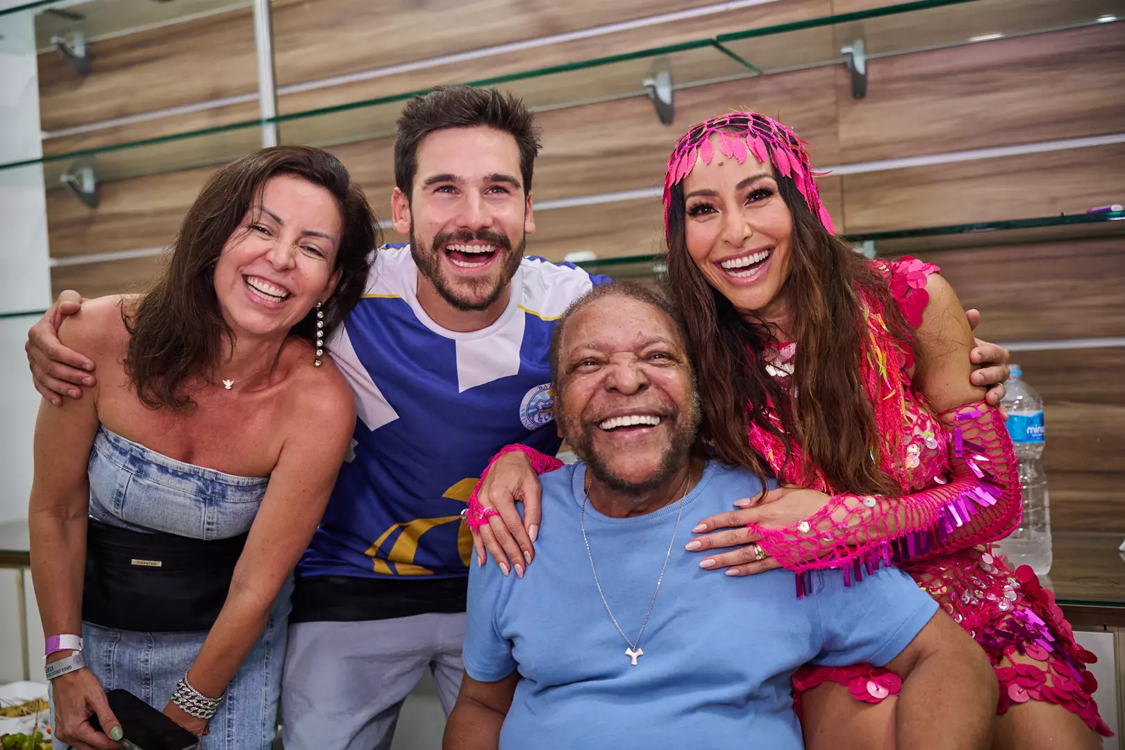 Vila Isabel recebe mais de 4 mil pessoas em feijoada com show de Martinho da Vila e apresentação de Sabrina Sato