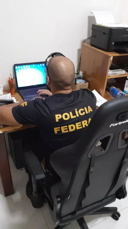 PF prende servidor público durante Operação Grilotec no AM