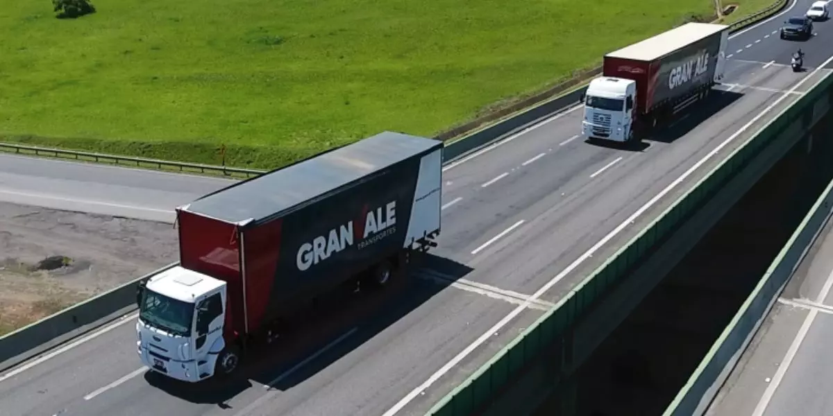 Frota da empresa Granvale Transportes