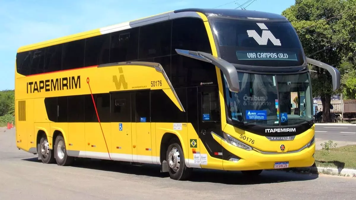 A foto mostra um ônibus da Nova Itapemirim