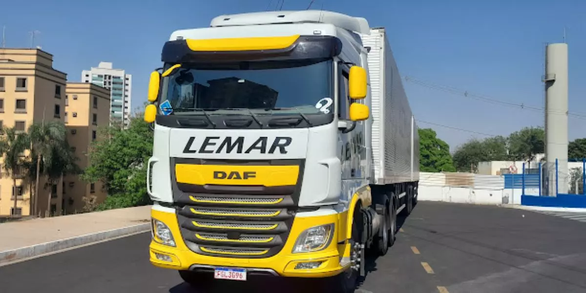 LEMAR Transportes Abre Vagas para Motoristas Carreteiros em 3 Estados