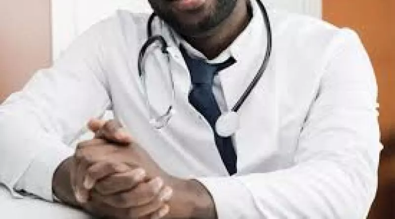 Identificação e acolhimento motivam procura por médicos negros