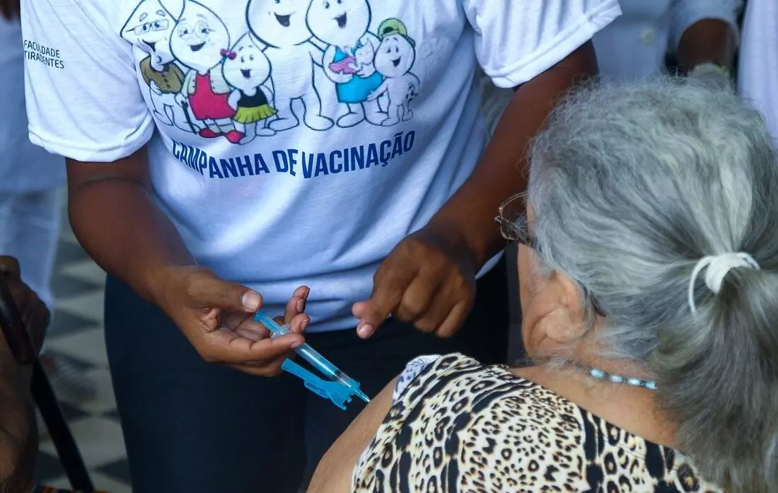 Internações e mortes por influenza e vírus sincicial aumentam no país