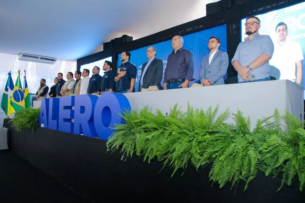 Alero inaugura estande na Rondônia Rural Show Internacional