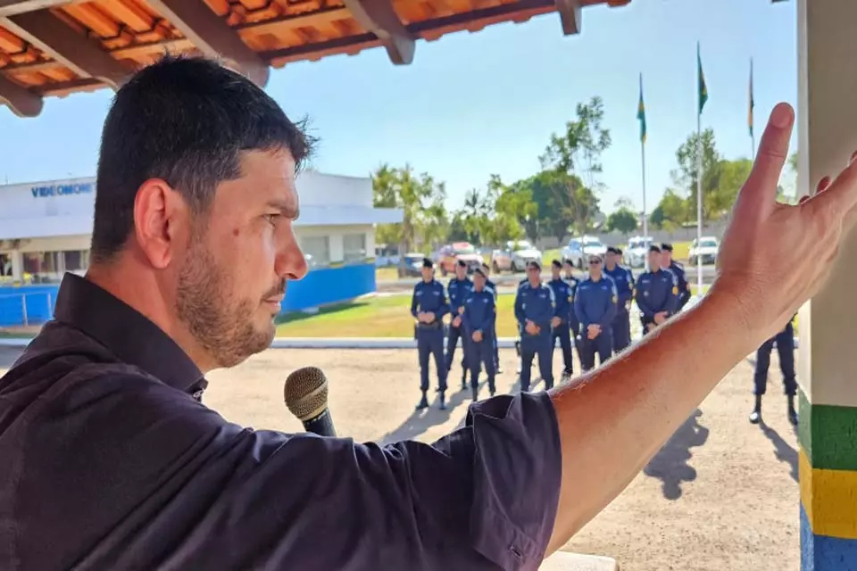 Emenda do deputado Jean Mendonça garante equipamentos para academia da PM de Pimenta