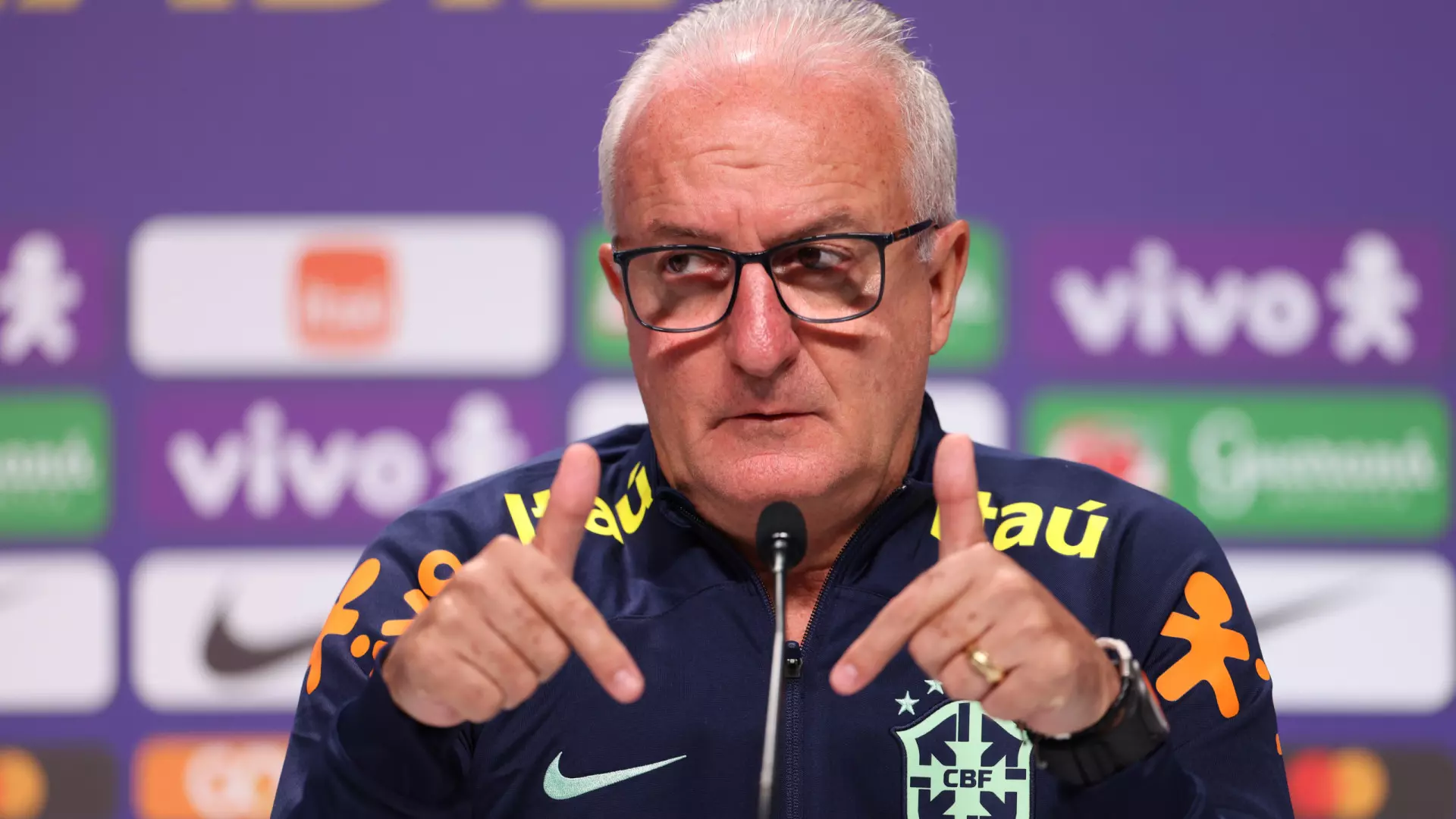 Dorival cai na real e já admite problemas na seleção brasileira