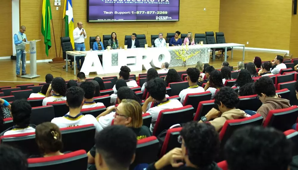 Alero recebe abertura do Simpósio do Grupo de Pesquisa Práticas Discursivas na Amazônia