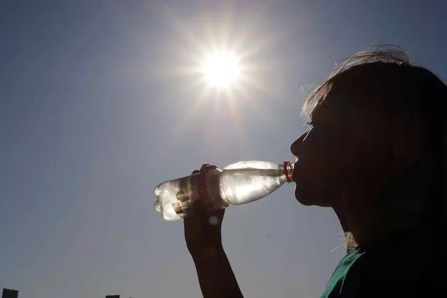 Calor intenso em Minas: confira dicas para evitar problemas de saúde em dias mais quentes