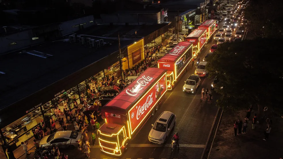 Caravana Iluminada da Coca Cola vai passar por Juiz de Fora no dia