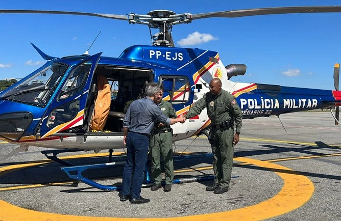 Governo de Minas envia helicópteros e profissionais para ajudar no socorro às vítimas do RS