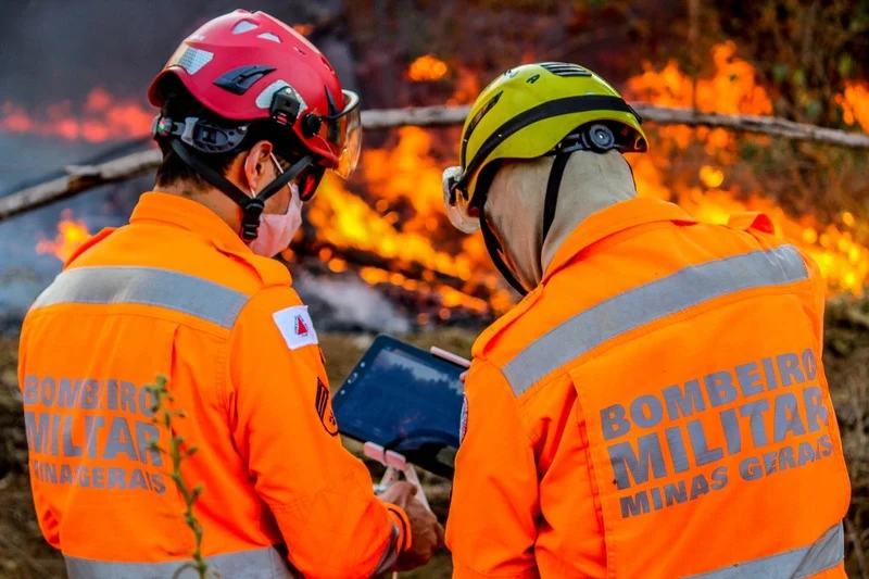 Com mais de 300 vagas, concursos do Corpo de Bombeiros de Minas Gerais estão com inscrições abertas