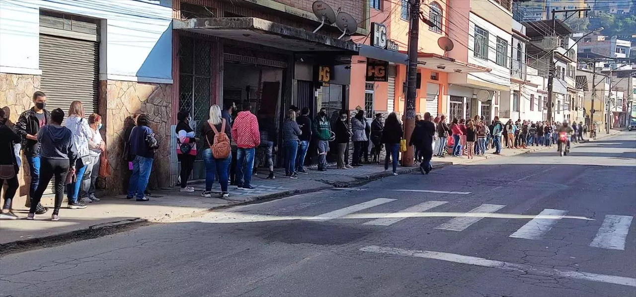 Distribuição de senhas para castramóvel em Santos Dumont acontece nesta quinta-feira no setor de zoonoses