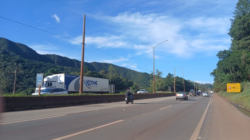 Atenção, motoristas: Interdições na BR-040 em Nova Lima para instalação de sensores de tráfego