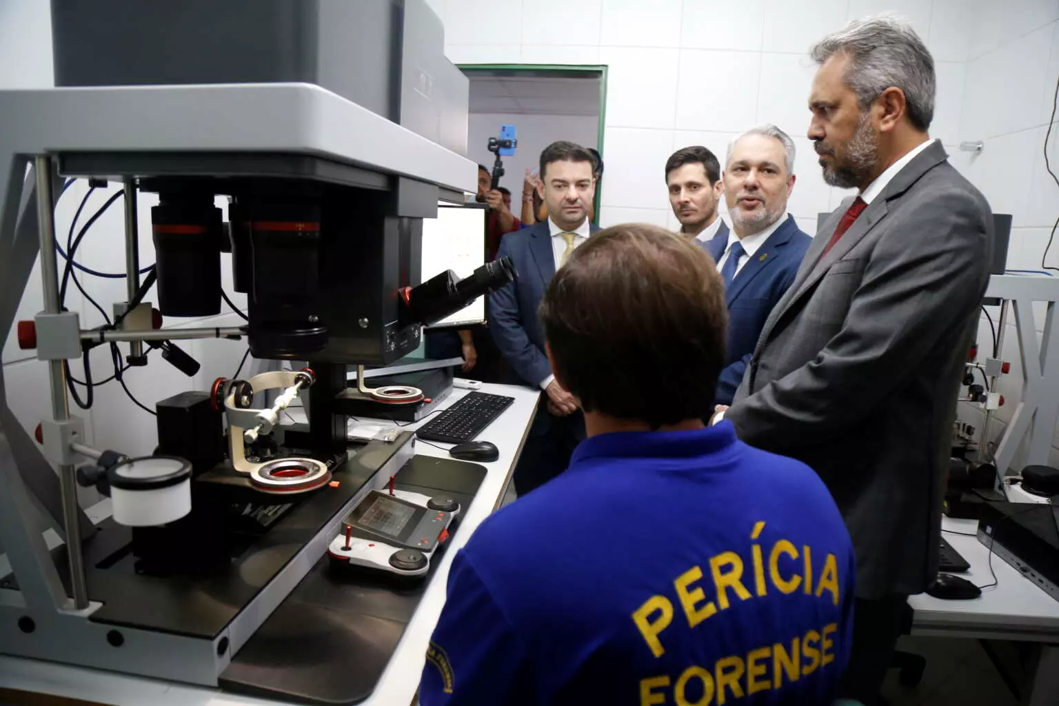 Investimento: Governo do Estado entrega novos equipamentos e tecnologia para aprimorar atuação da Perícia Forense do Ceará