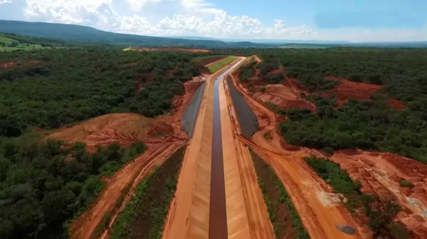 Governo do Ceará e União assinam ordem de serviço para construção do Ramal do Salgado e retomada das obras do lote 03 do Cinturão das Águas