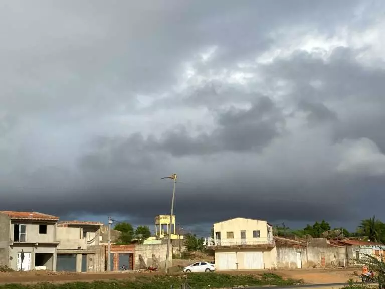 Ceará apresenta condições para chuvas pontuais, principalmente no sul do estado