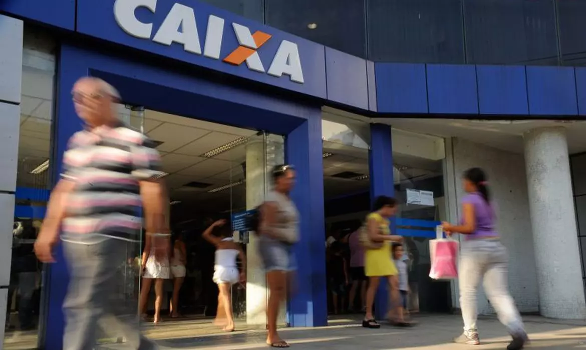 Caixa anuncia concurso público com mais de 4 mil vagas no país