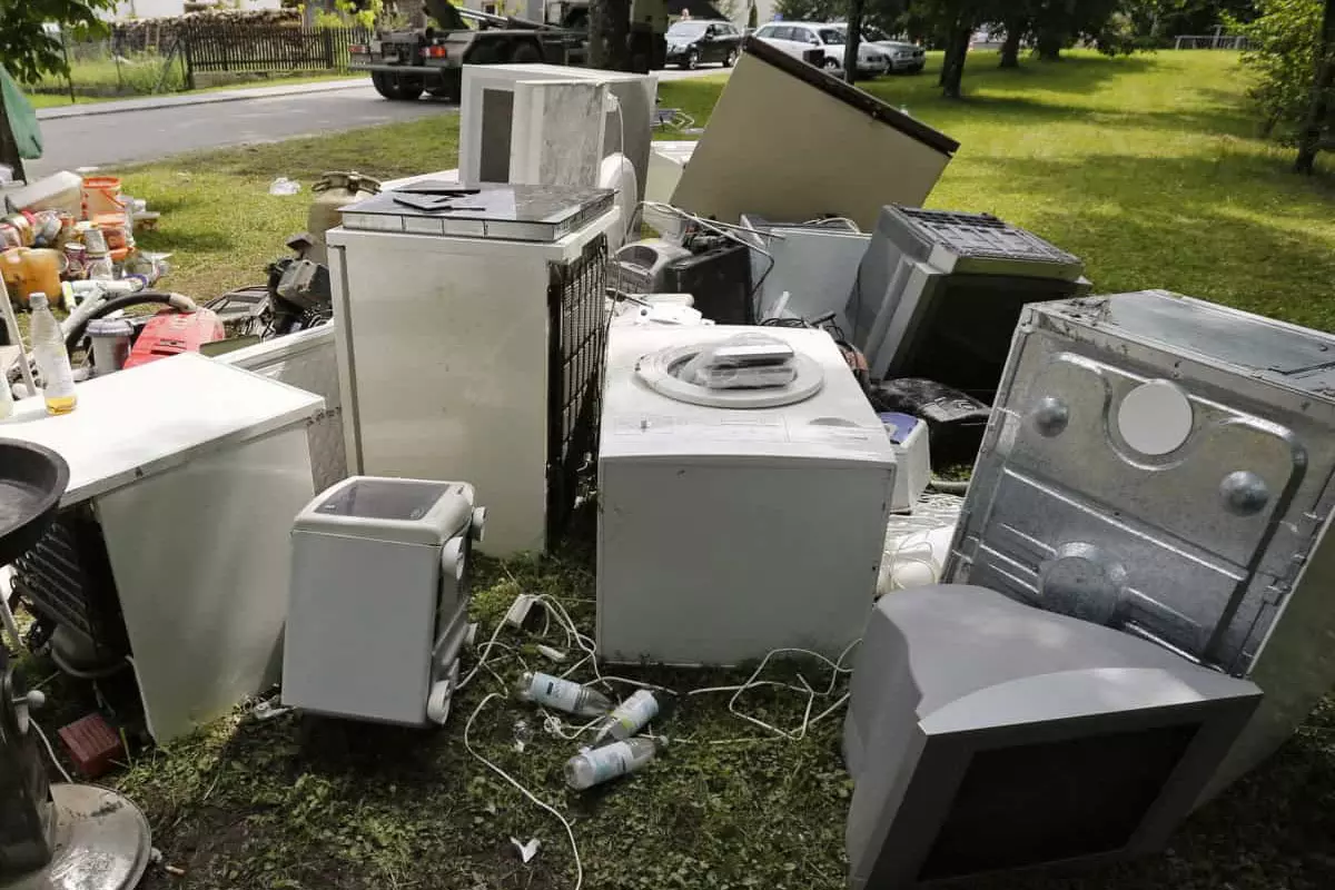 Onde devem ser descartados eletroeletrônicos e eletrodomésticos sem uso?