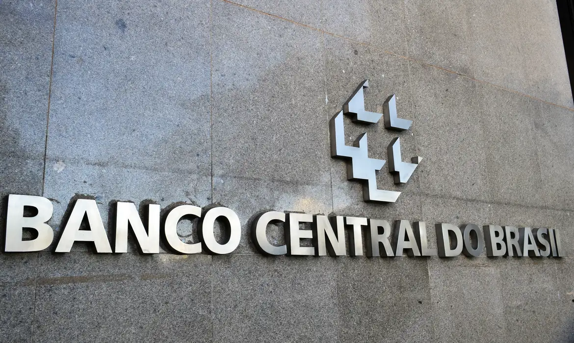 Banco Central eleva juros básicos da economia em 0,25% e sobe para 10,75% ao ano