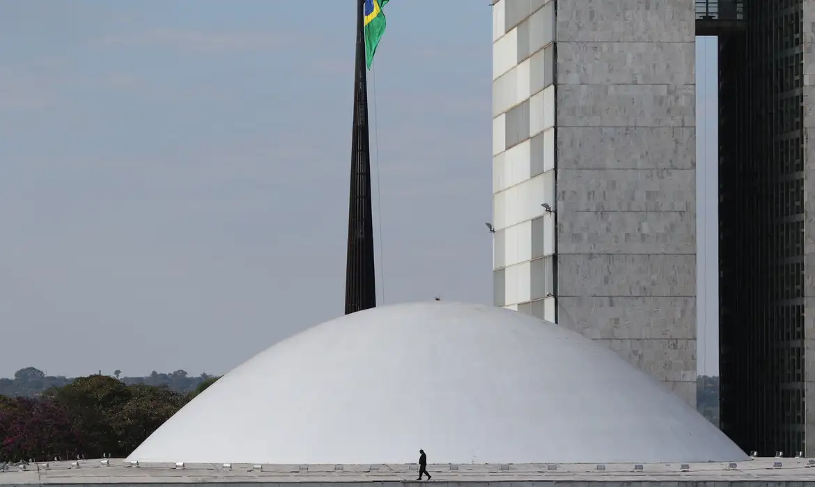 Senado aprova liberação de até R$ 4,6 bi em emendas bloqueadas