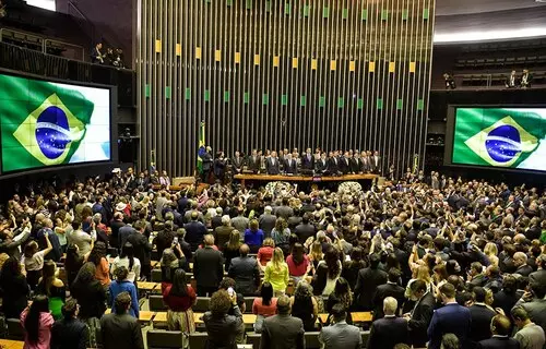 >>> REFORMA TRIBUTÁRIA É PROMULGADA NO CONGRESSO NACIONAL