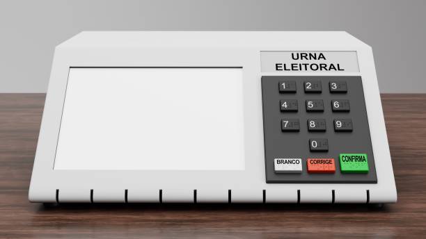 Urna eletrônica funciona fora da internet e é auditável; conheça etapas de segurança