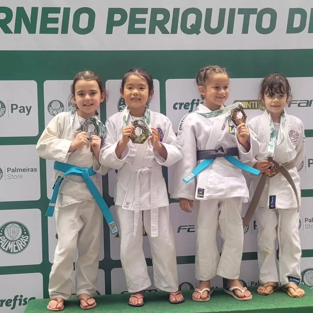 Esperiotas sobem ao pódio do 53º Torneio do Periquito de Judô