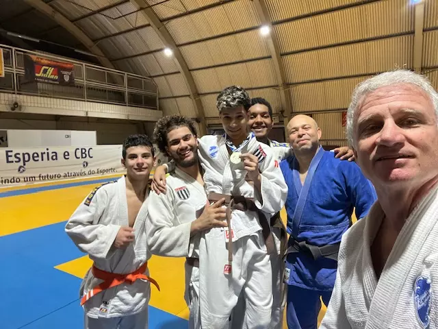 Esperiota é ouro no 5º Torneio de Judô por Equipes Mistas