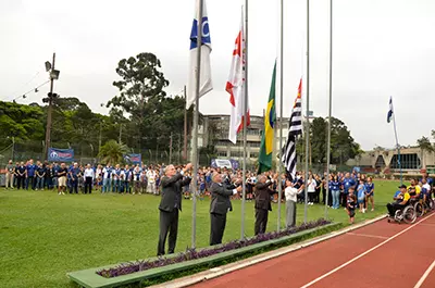 Clube Esperia inicia as comemorações dos 125 anos com solenidade emocionante e exposição histórica de troféus