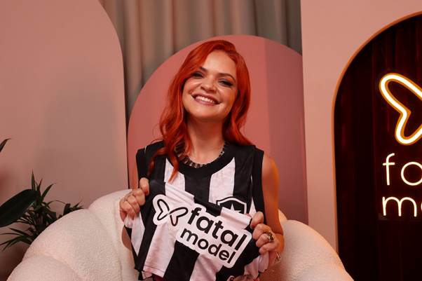 Fatal Model fecha acordo para ser nova patrocinadora do Botafogo