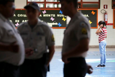 Lei que implantou escola cívico-militar em SP fere modelo educacional previsto na Constituição, diz PFDC