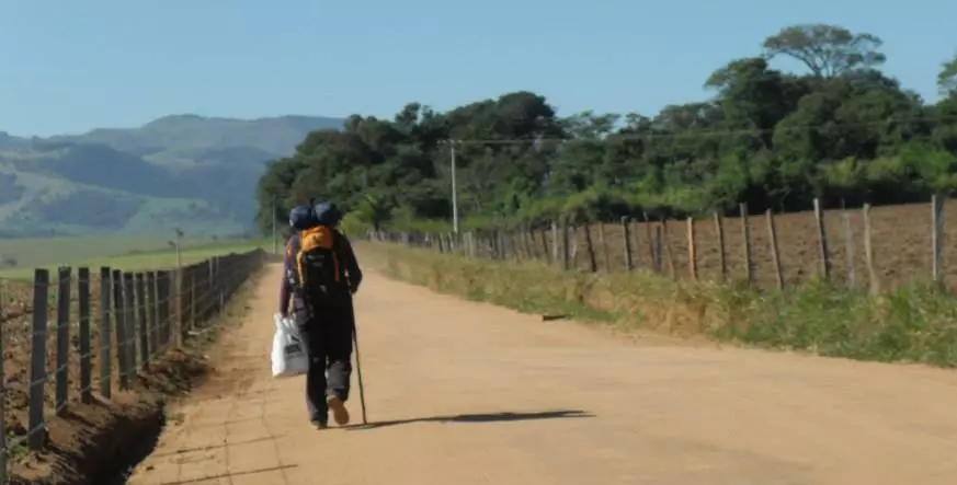 A pé ou de bicicleta, percorrer o Caminho da Fé até Aparecida (SP) é uma santa experiência