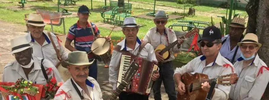 Que tal uma folia de Reis para encerrar o Natal?