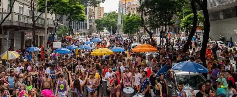 A ideia de ensaios de Carnaval nas ruas de BH