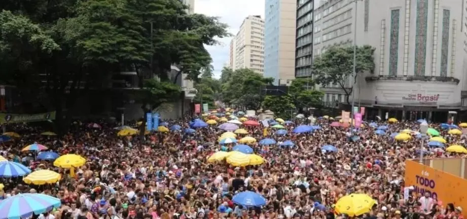 Indo um pouco mais fundo no espírito do Carnaval