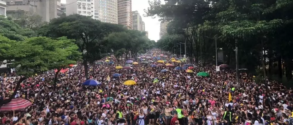 Romeu Zema exalta o Carnaval mineiro