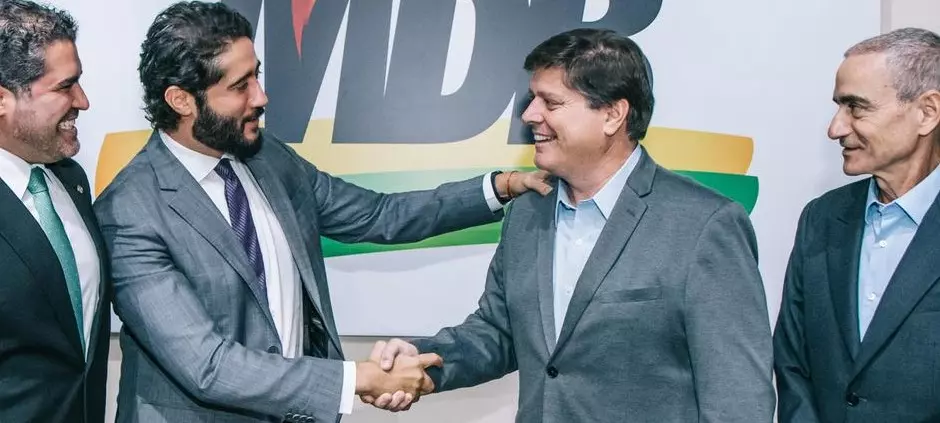 Gabriel Azevedo se filia ao MDB de olho na PBH