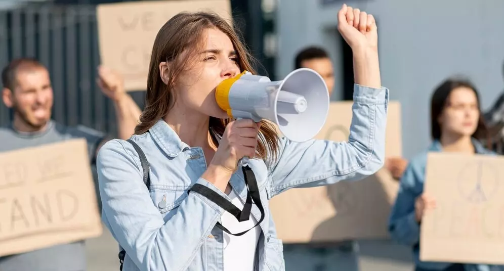 Pelo ingresso de mais mulheres na política